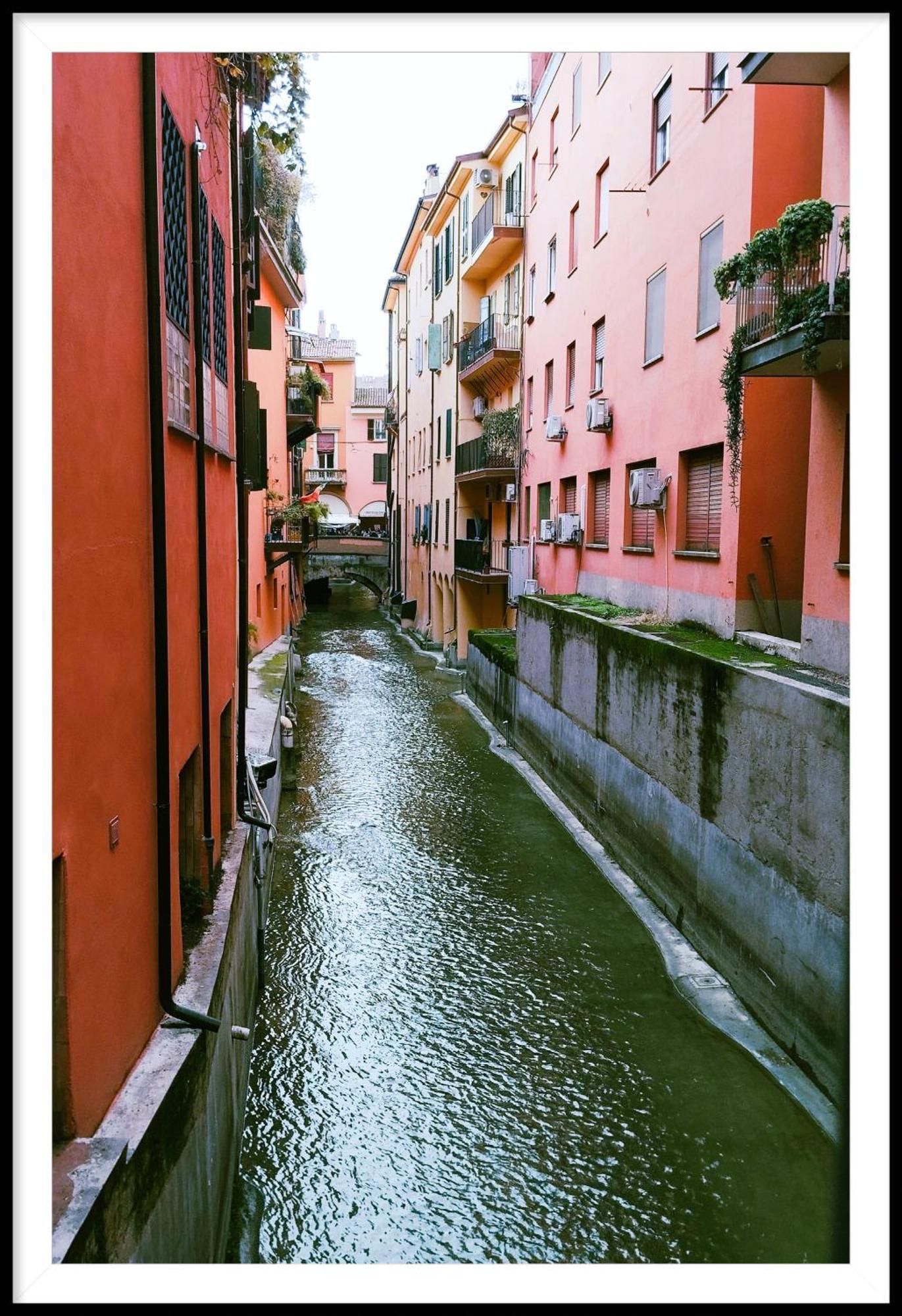 Llhome Bologna Elegante Monolocale Ristrutturato Con Posto Auto Coperto Bolonha Exterior foto